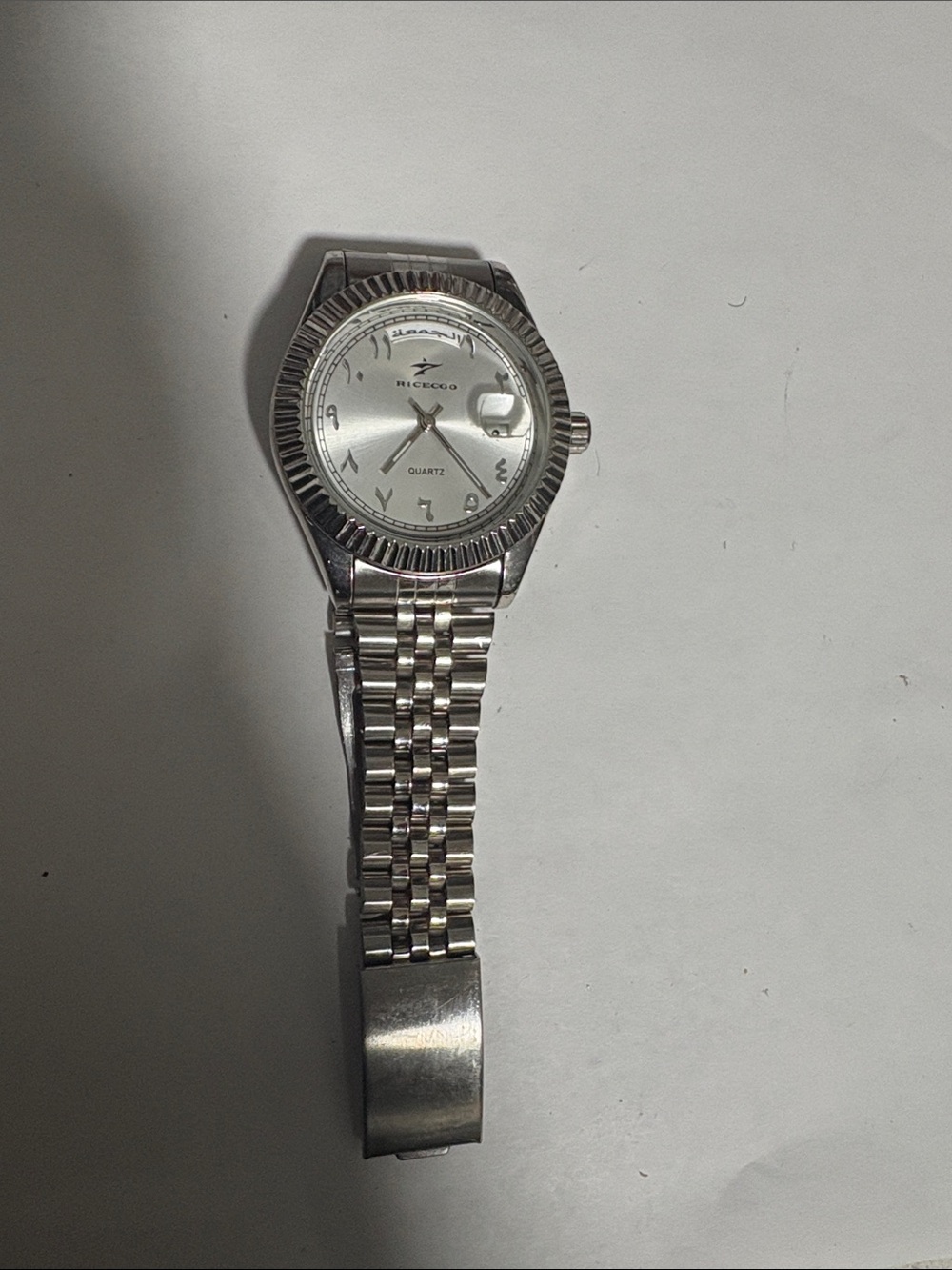 Silver-Tone Men's Quartz Watch - Silver